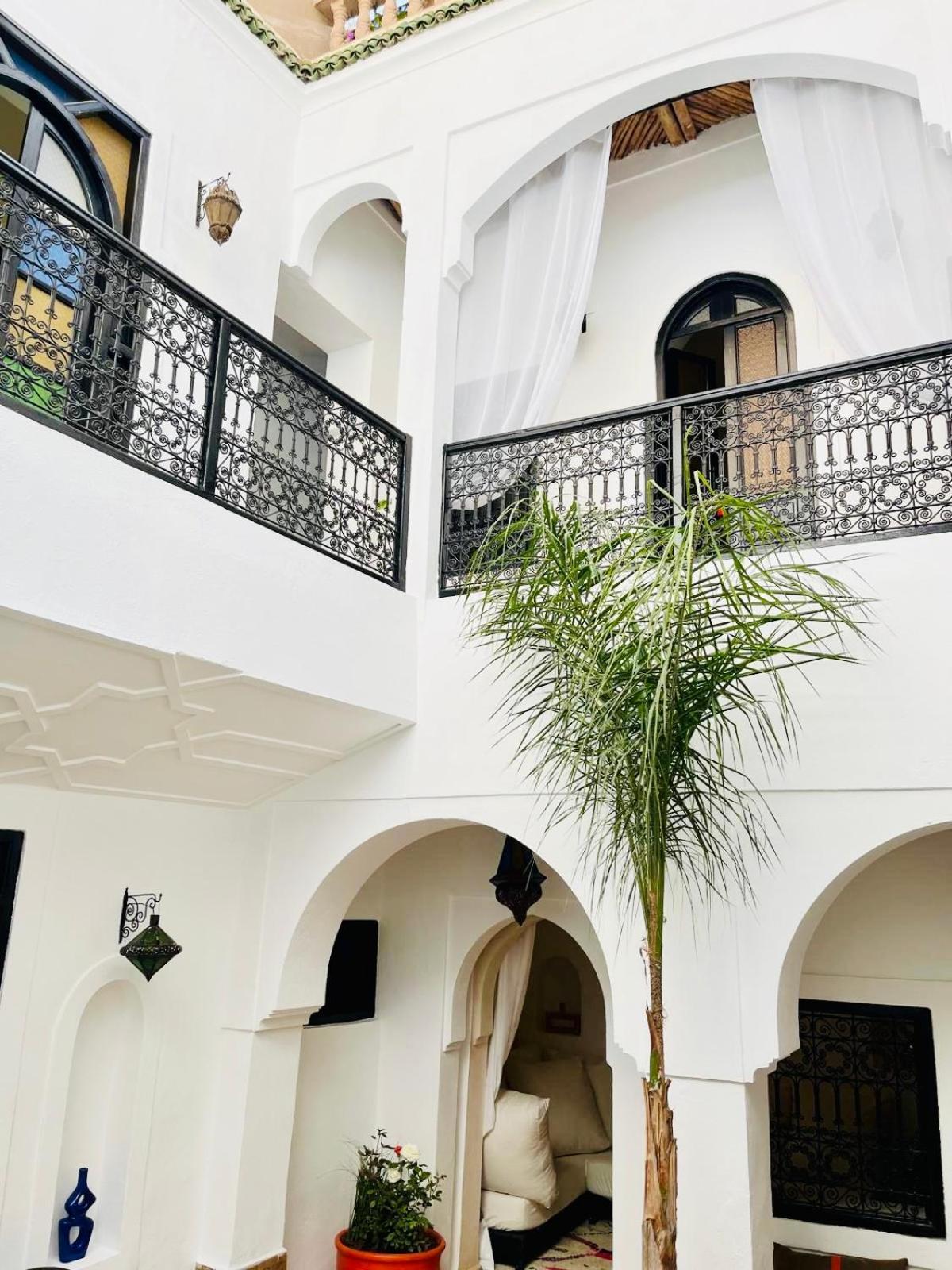 Riad Darna 4 Chambres Avec Piscine Et Petit Dejeuner Marraquexe Exterior foto