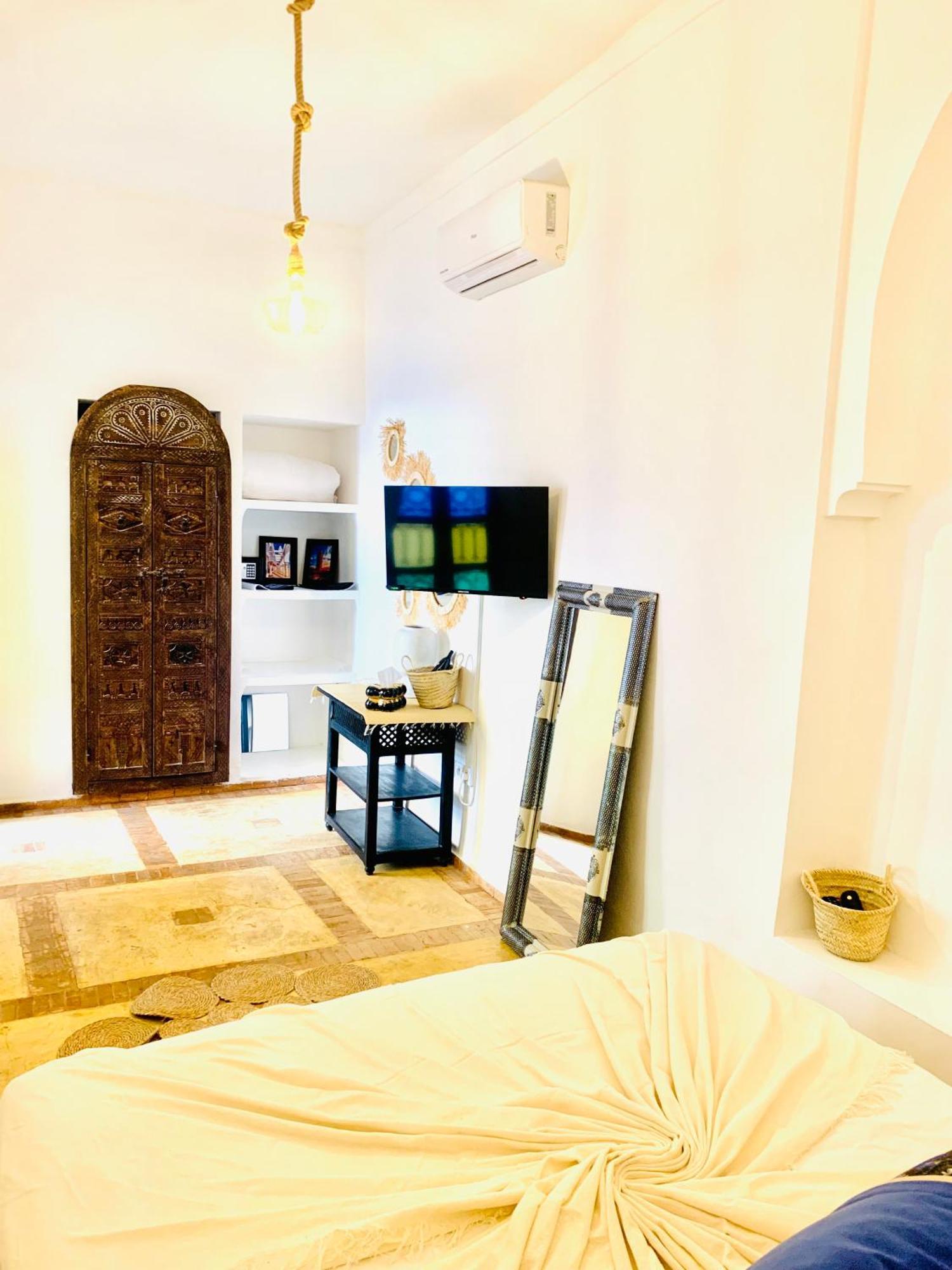 Riad Darna 4 Chambres Avec Piscine Et Petit Dejeuner Marraquexe Exterior foto