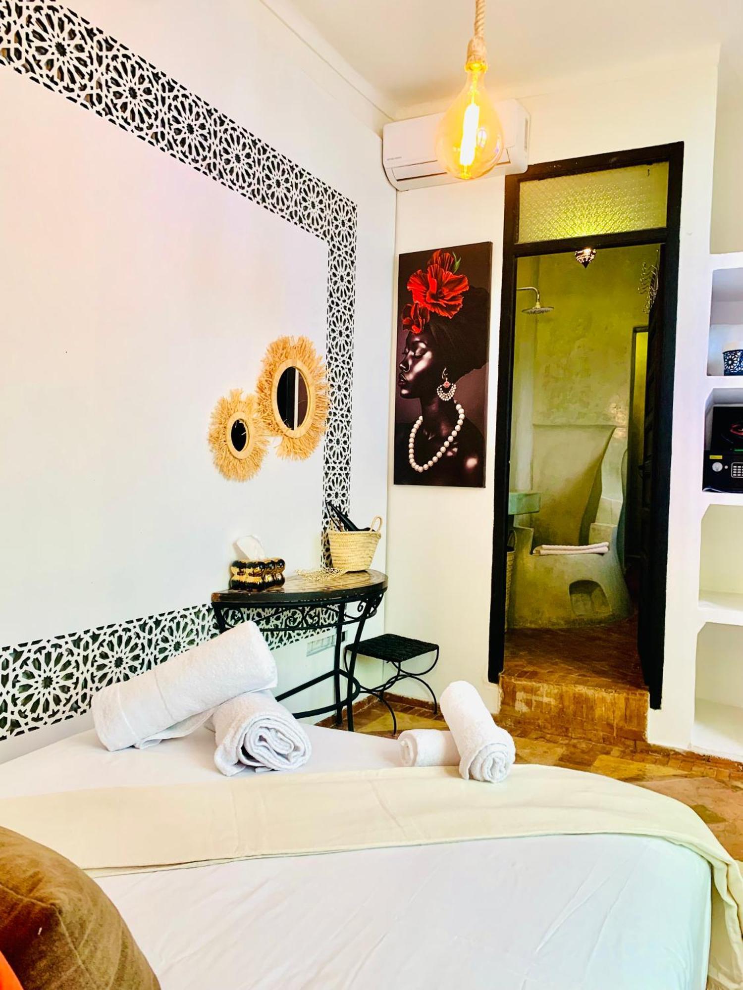 Riad Darna 4 Chambres Avec Piscine Et Petit Dejeuner Marraquexe Exterior foto